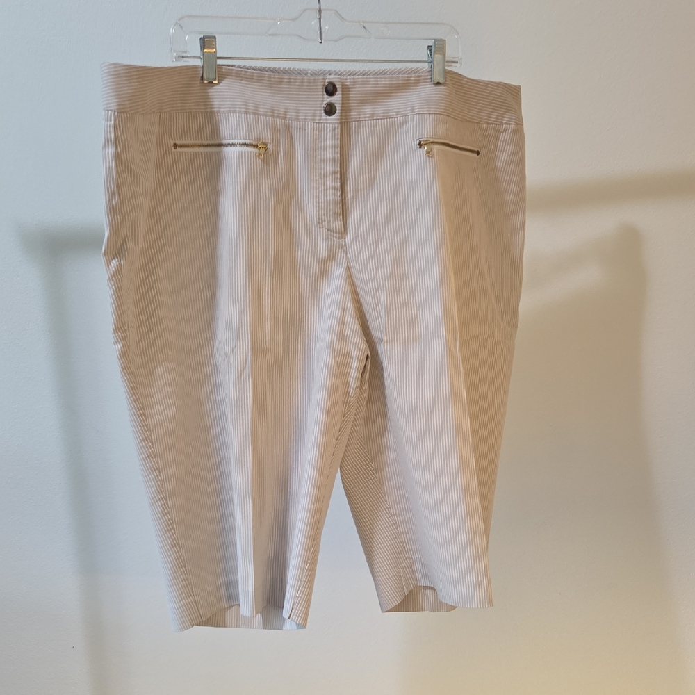 Alfani Women's Beige Pinstripe Bermudas